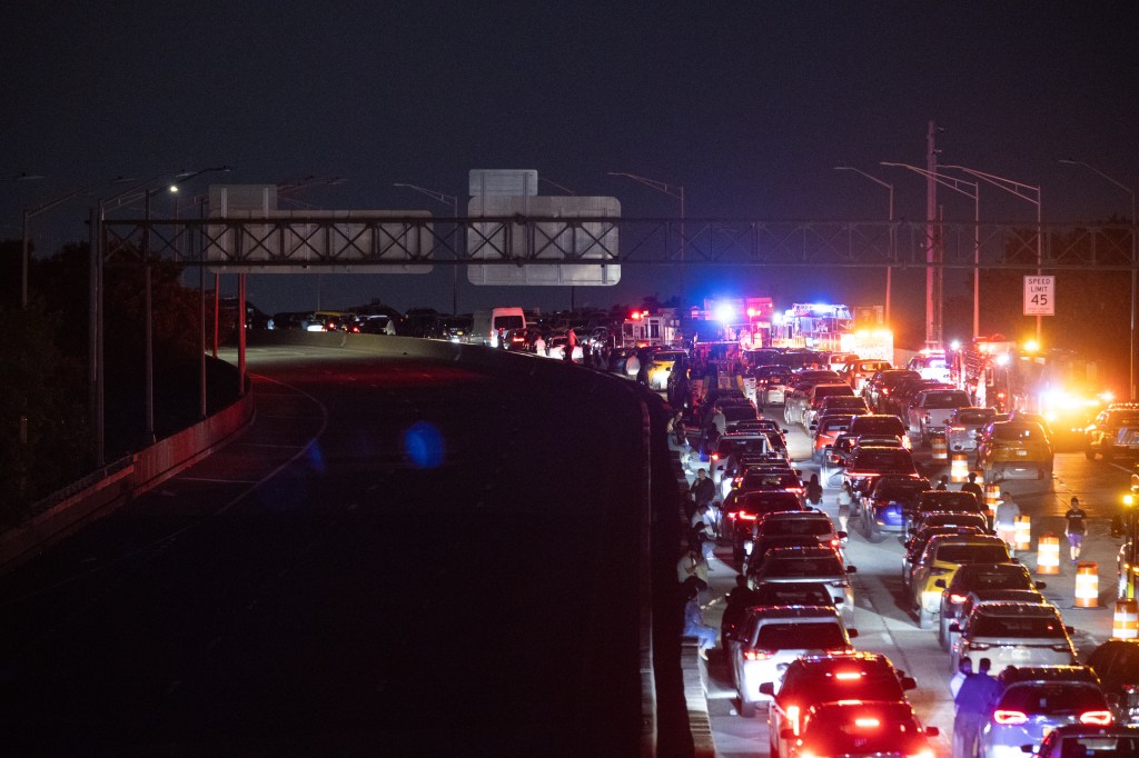 Long Island Expressway crash leaves two people dead and 10 injured - AOL