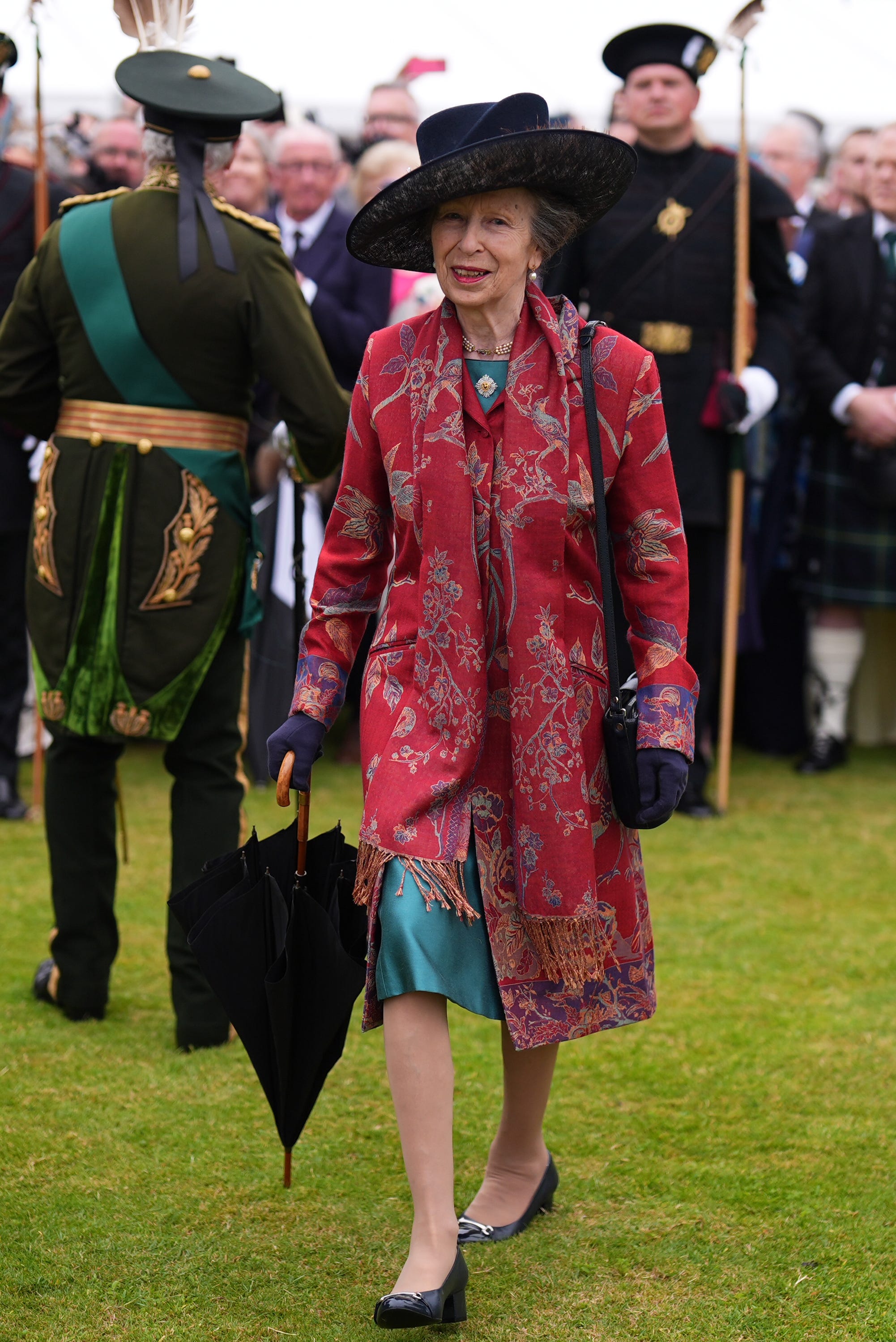 princess anne garden party dress Princess Anne at the Buckingham Palace garden party. May 16 2017