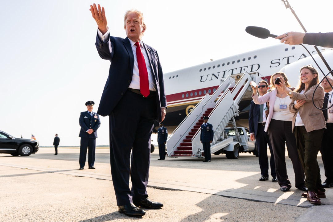 Trump boards new Air Force One for the first time - AOL