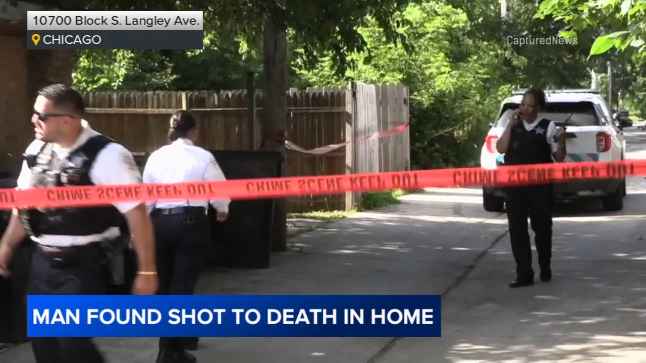Man found shot to death inside home in Pullman, Chicago police say - AOL