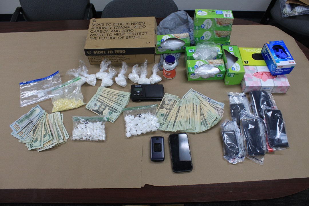 Suspected cocaine and $5K seized in Troy narcotics raid - AOL