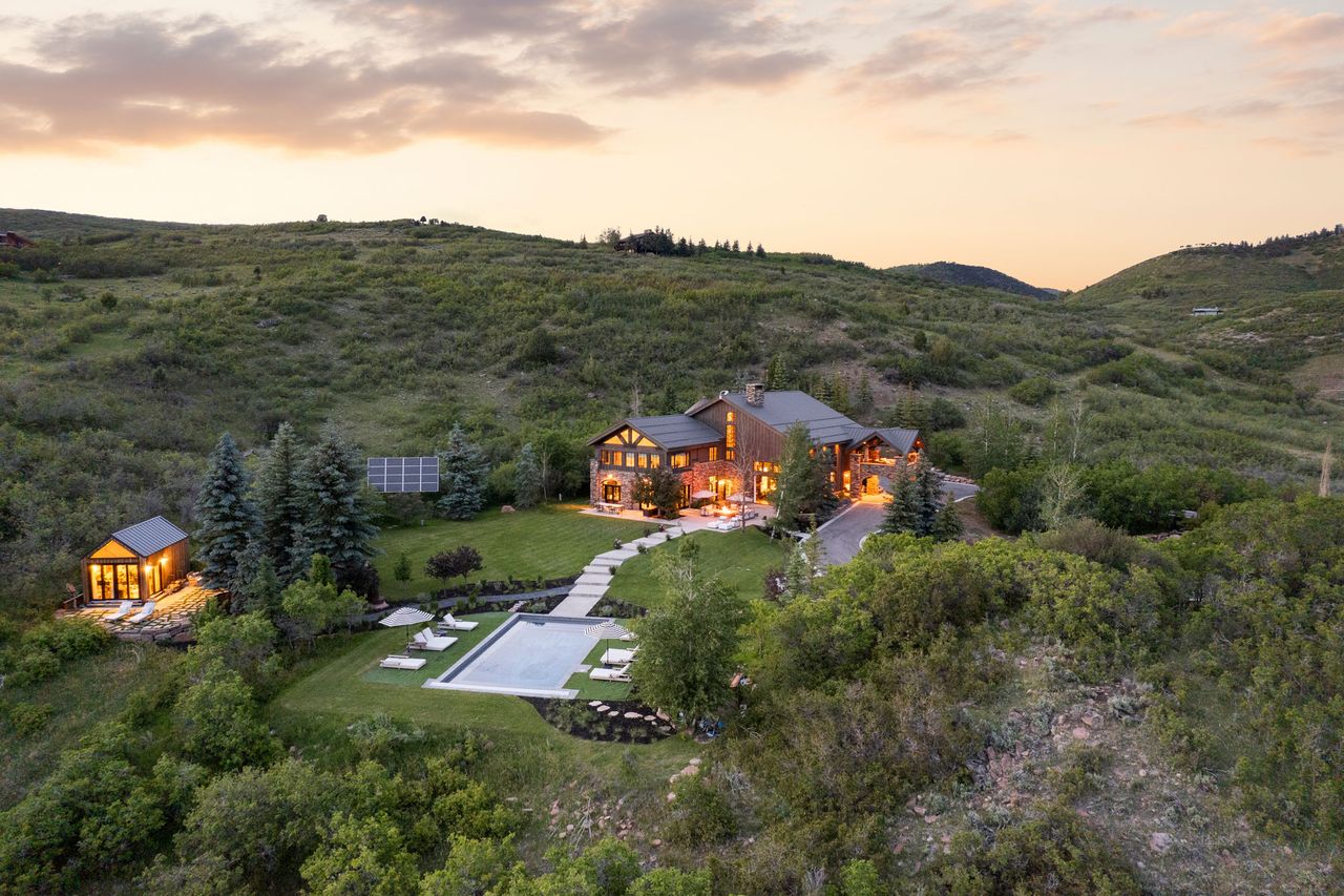 Katherine Heigl's Utah home for saleCredit: Engel & Völkers Park City
