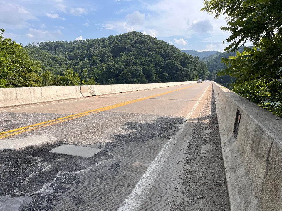 TDOT: Butler Bridge shows ‘no evidence of a lightning strike’ - AOL
