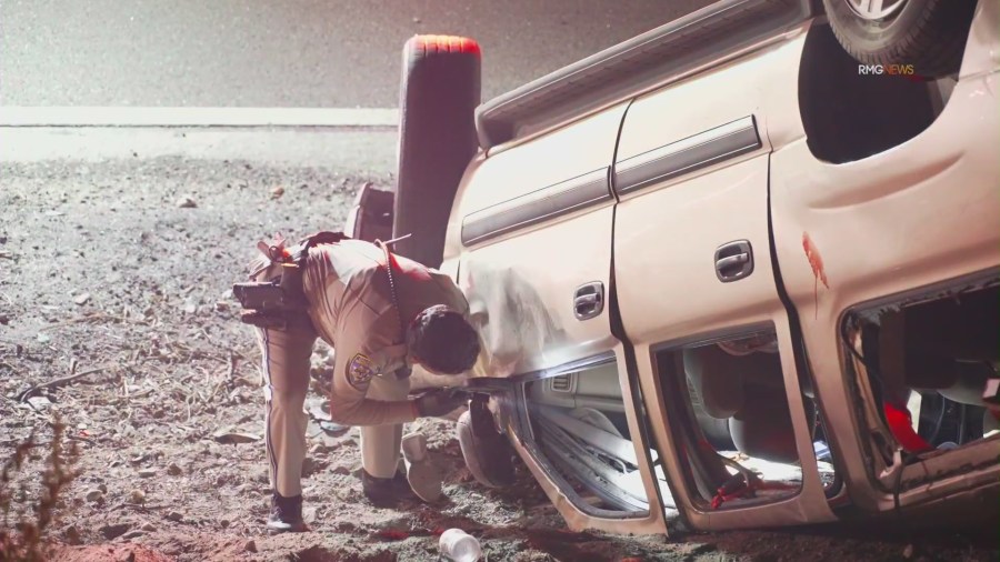 At least 12 people, including 7 children, injured in L.A. freeway crash ...