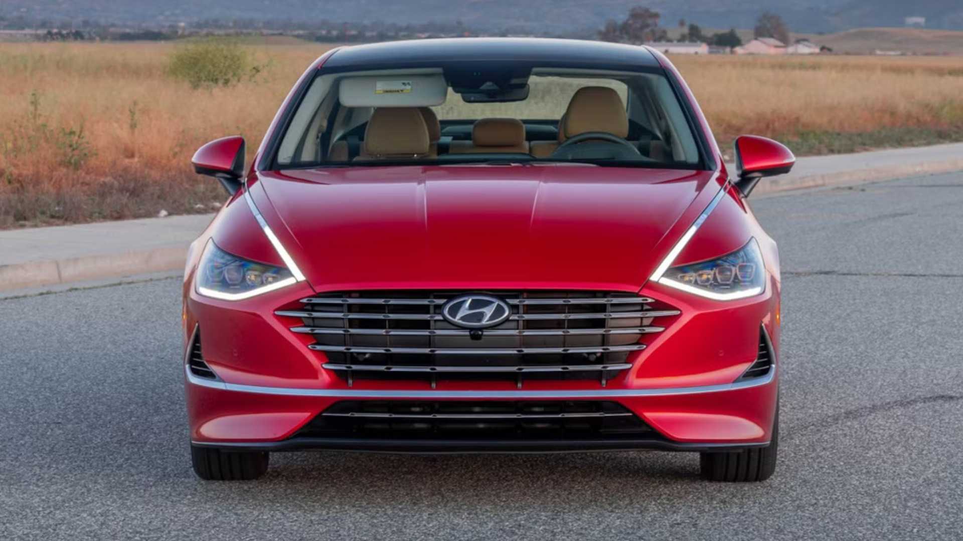 2021. Hyundai Sonata Hybrid 1