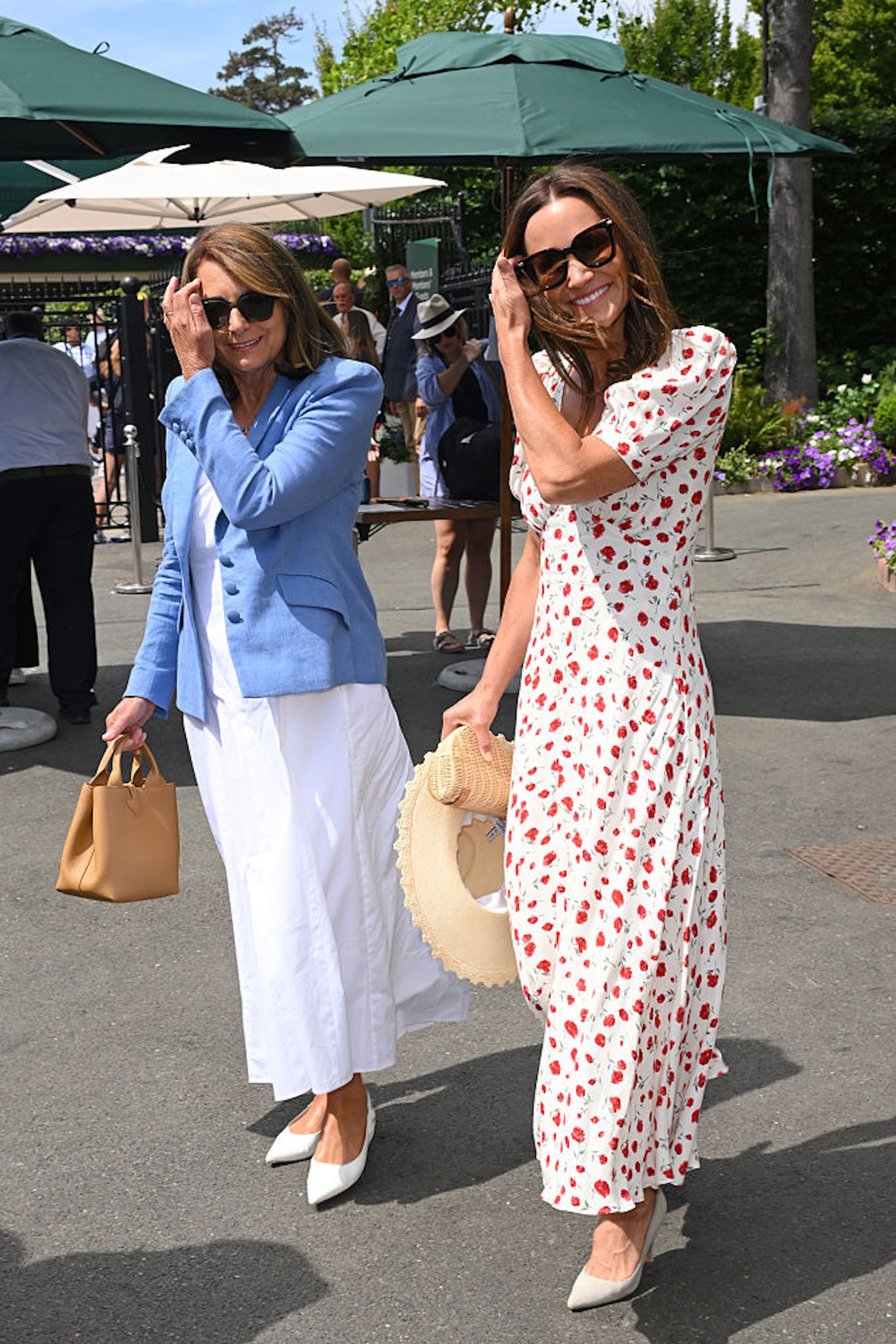 pippa middleton midi dress Pippa Middleton's Blue Floral Shirtdress 2018