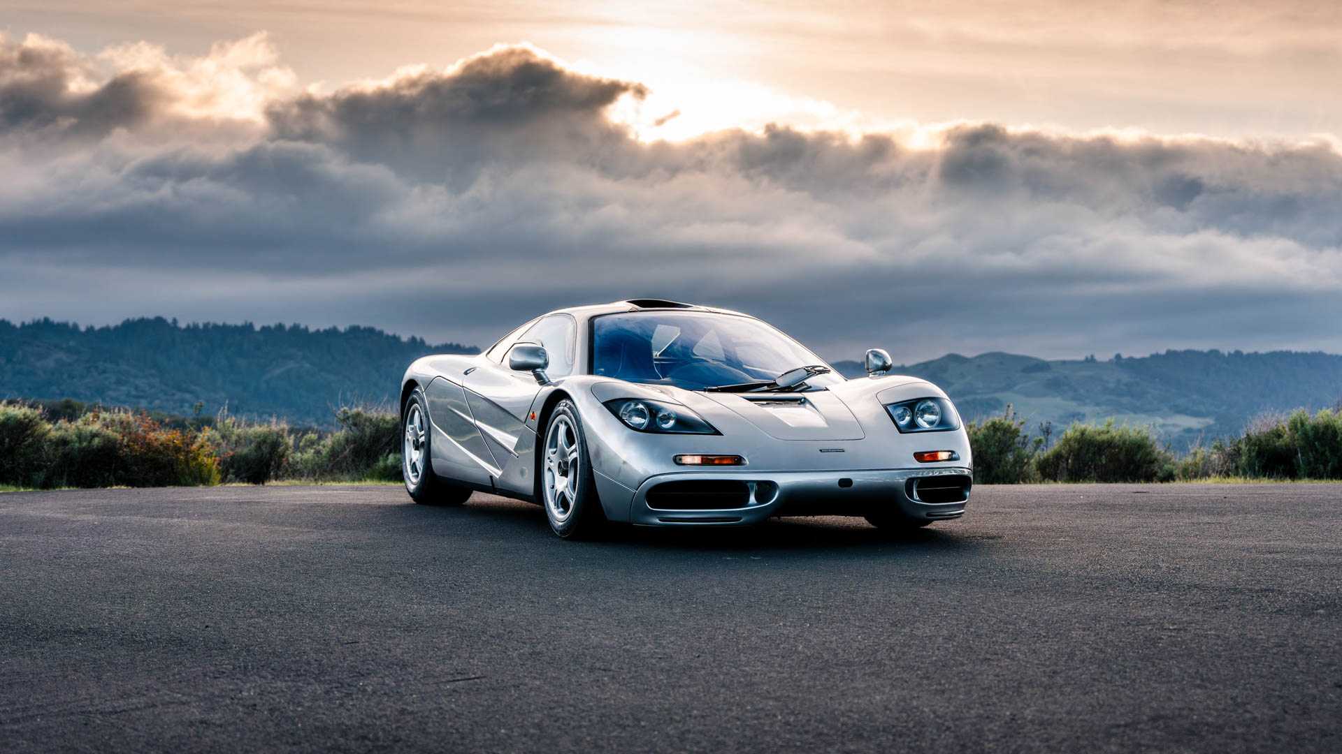 RM Sotheby's. 1997 McLaren F1. Monterey auction-14