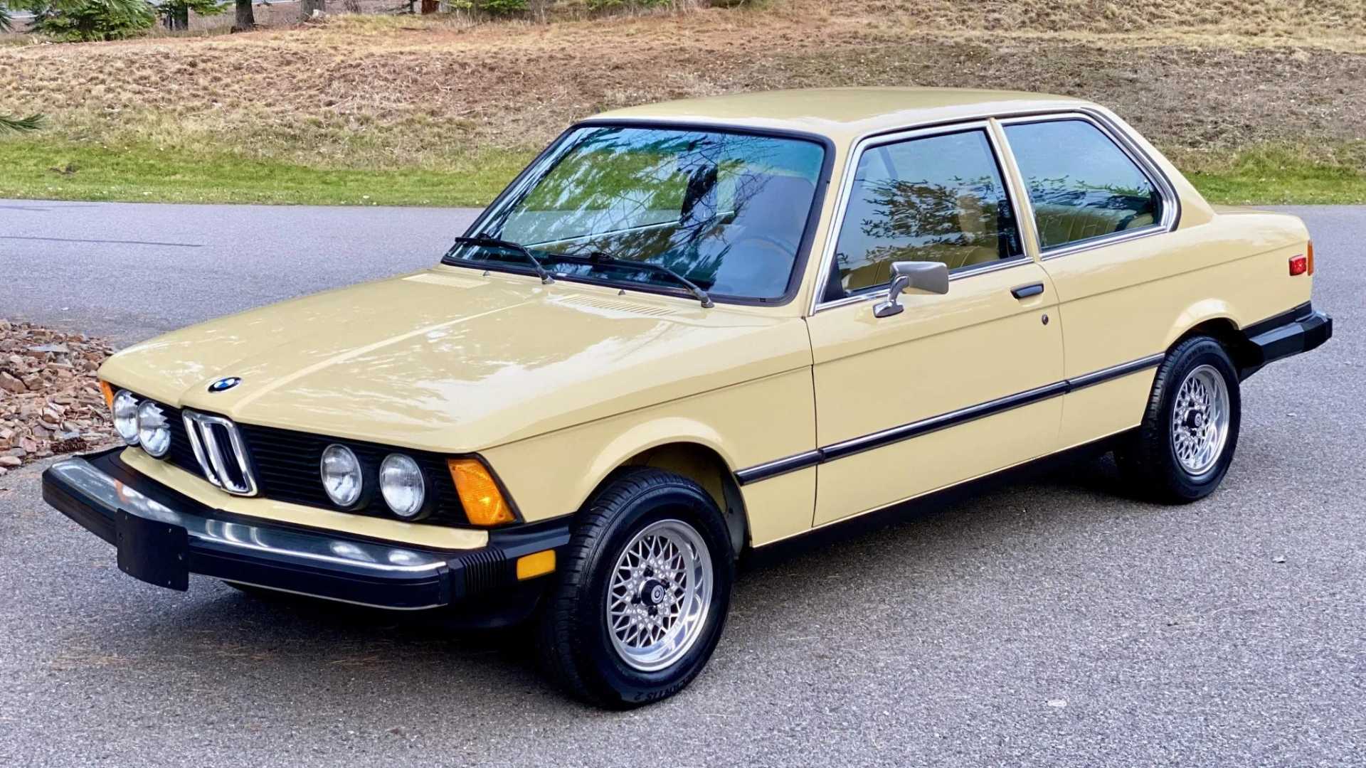 1978 BMW 3 Series E21 320i Beige Front Angled View