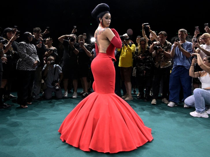 Cardi B Looks Sexy In Red Dress At Robert Wun Haute Couture Show - AOL