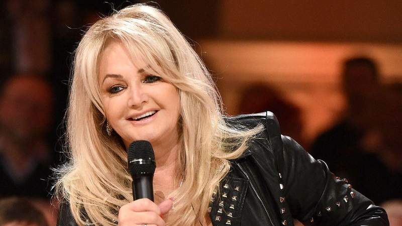'Total Eclipse of the Heart' continuaria sendo seu hit mais duradouro. mega
