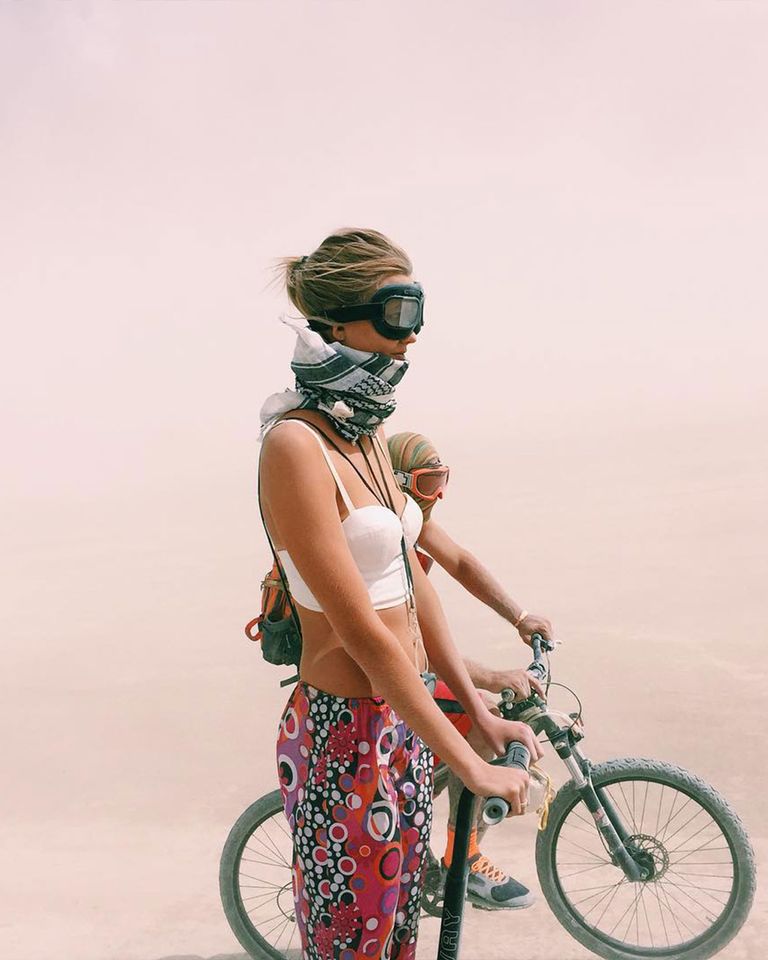 Karlie Kloss no Burning ManCrédito: Karlie Kloss/Instagram