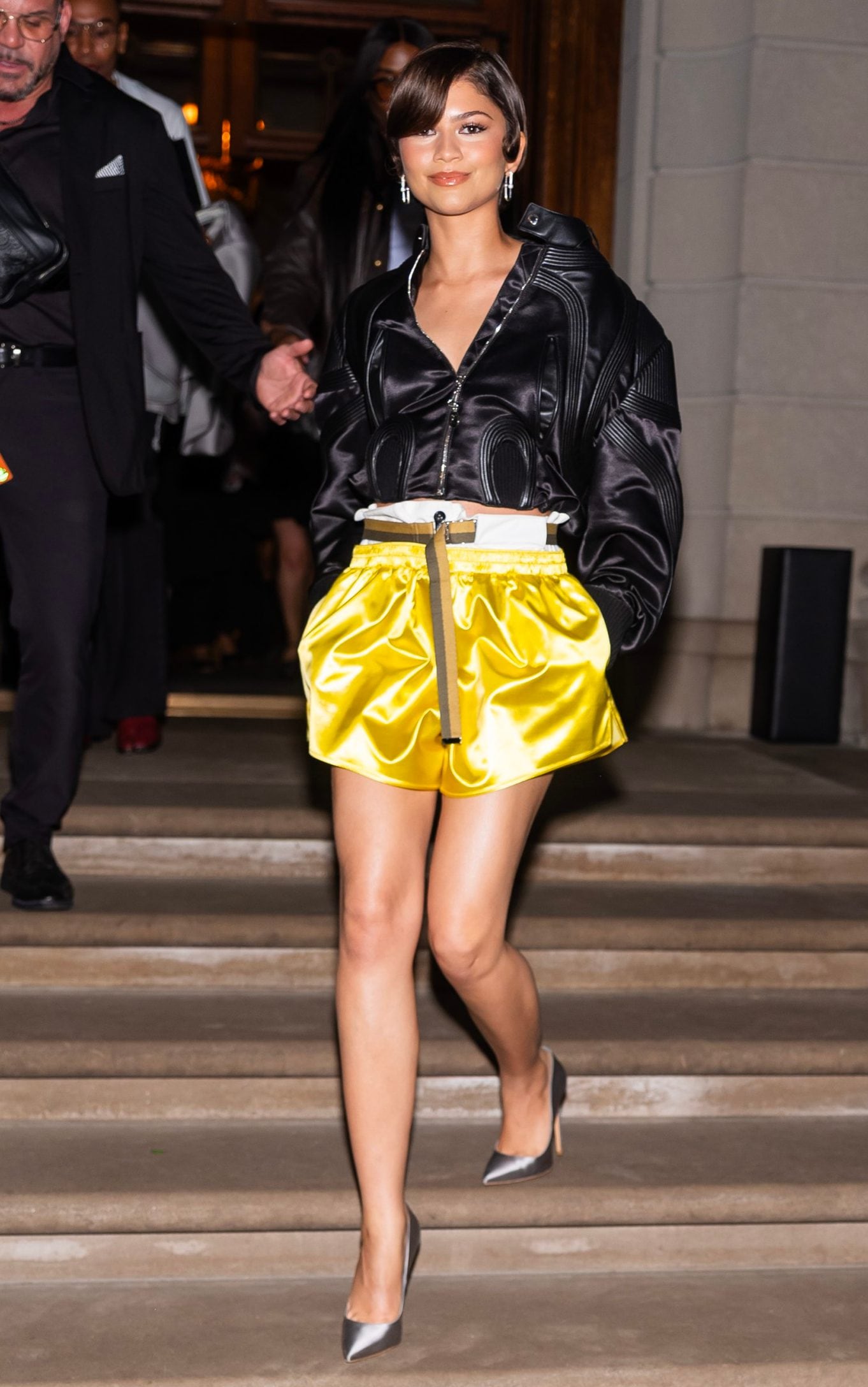 Zoë Kravitz Is Here to Challenge the Big-Shorts Agenda - AOL