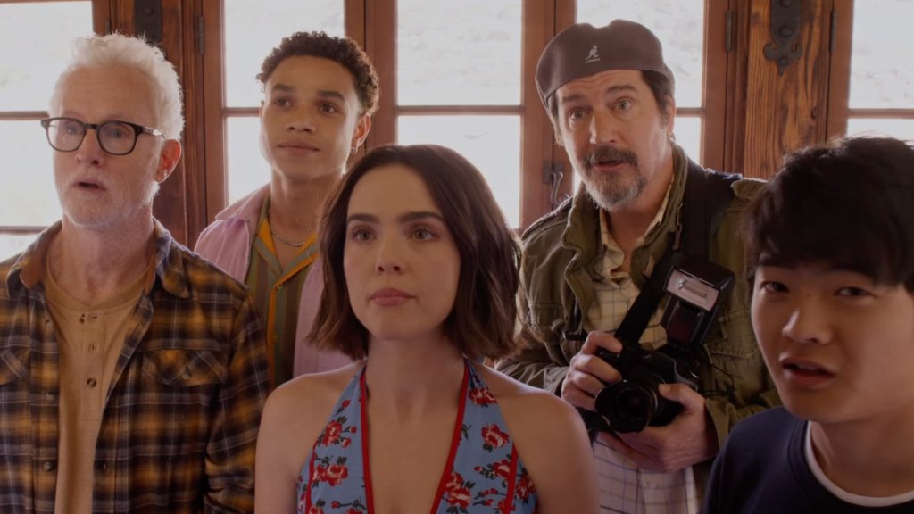 Couples Weekend review – Alexandra Daddario annd Josh Gad lead spicy comedy of marital melee - AOL