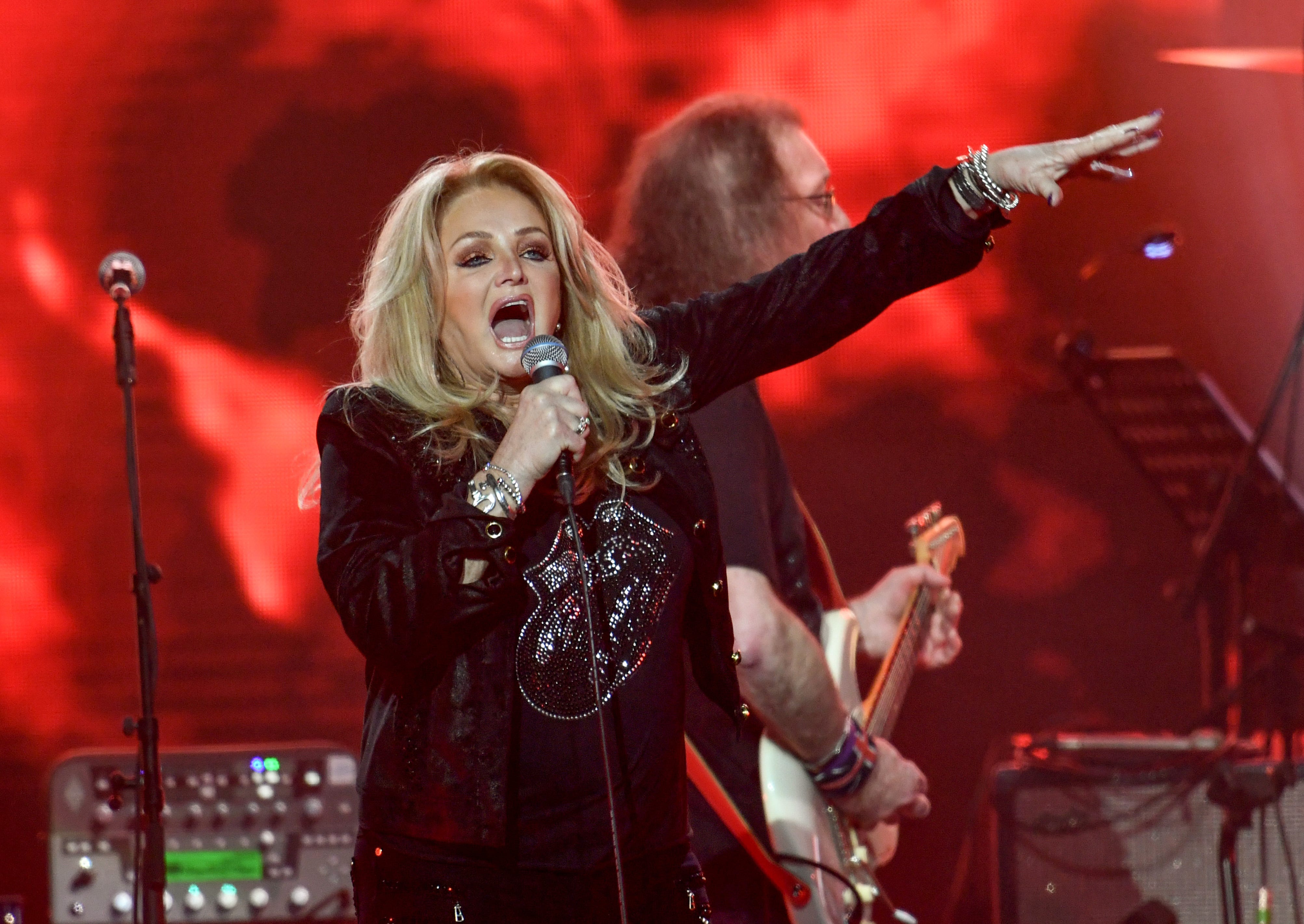 How Bonnie Tyler Died: Health Struggles And Final Days