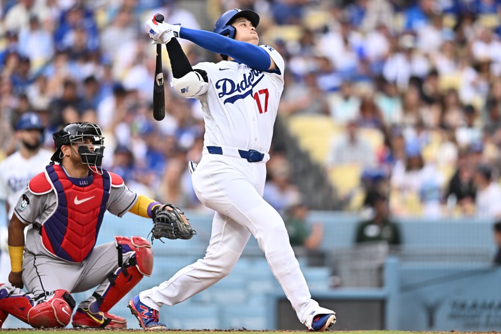 Yoshinobu Yamamoto has rough start as Dodgers drop series to