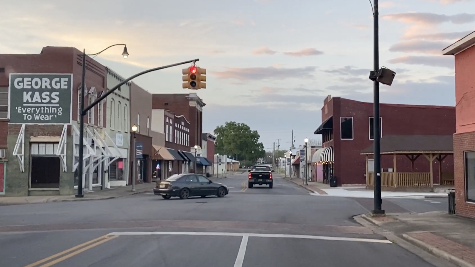 Alabama's Hidden Gem: Walkable City Between Atlanta and Huntsville