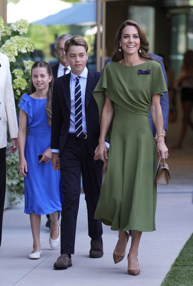 Prince George Looks So Grown Up as He Towers Over Princess Charlotte at ...