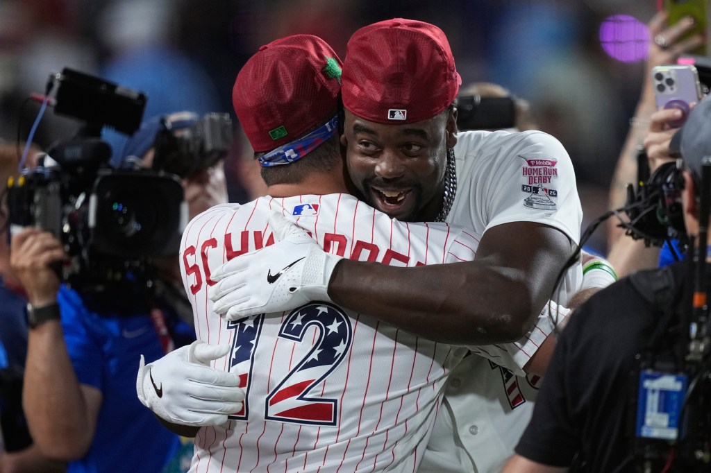 Jordan Walker speaks on 'really brutal' Phillies crowd during raucous Home Run Derby - AOL