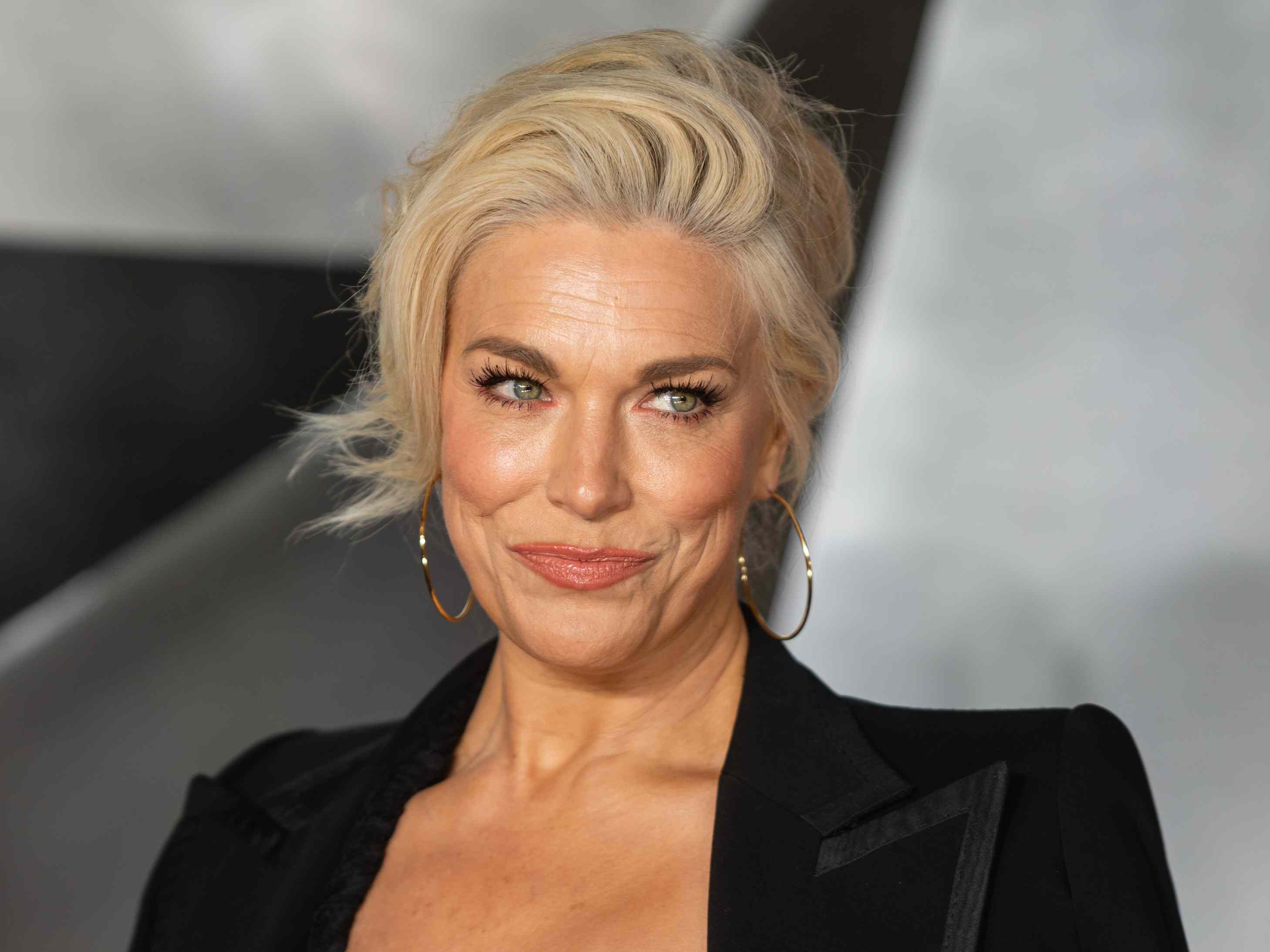 New Photo - Hannah Waddingham Debuts Her Shortest, Choppiest Hair Yet