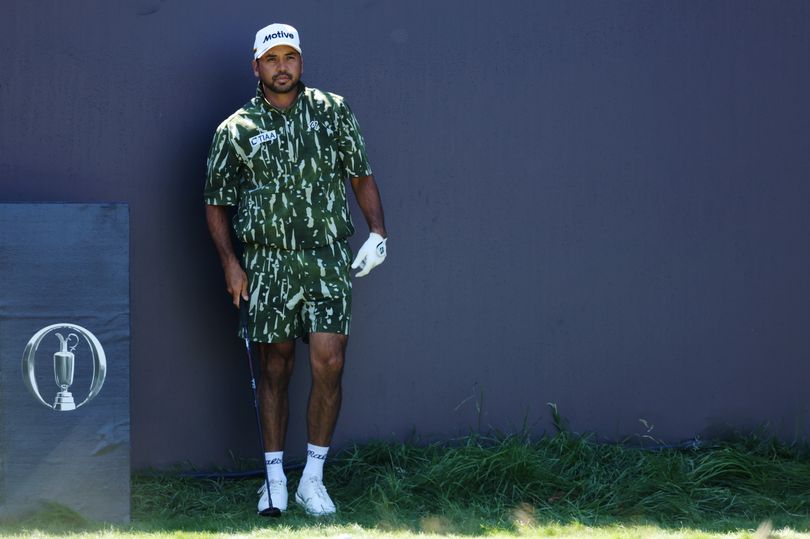 New Photo - Jason Day steps up Open Championship preparations in latest outfit stunt