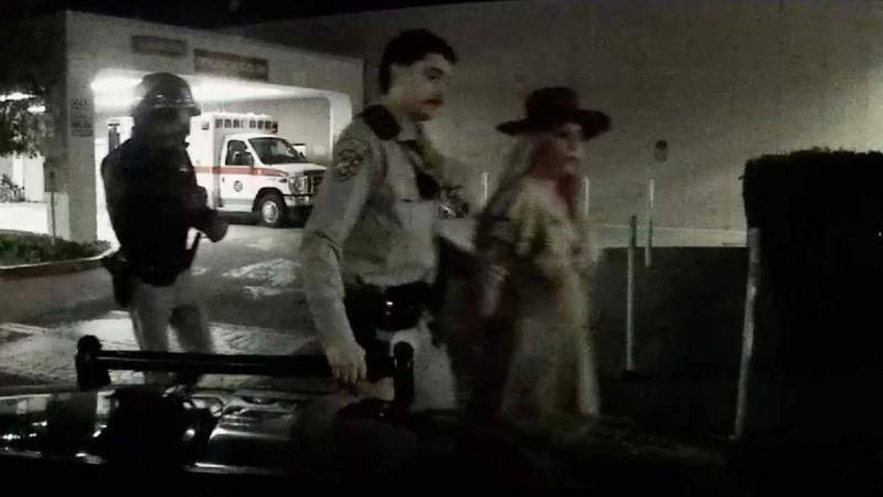Britney Spears was reportedly warned that she couldn't dangle herself out of her vehicle's sunroof while it was in motion.MEGA