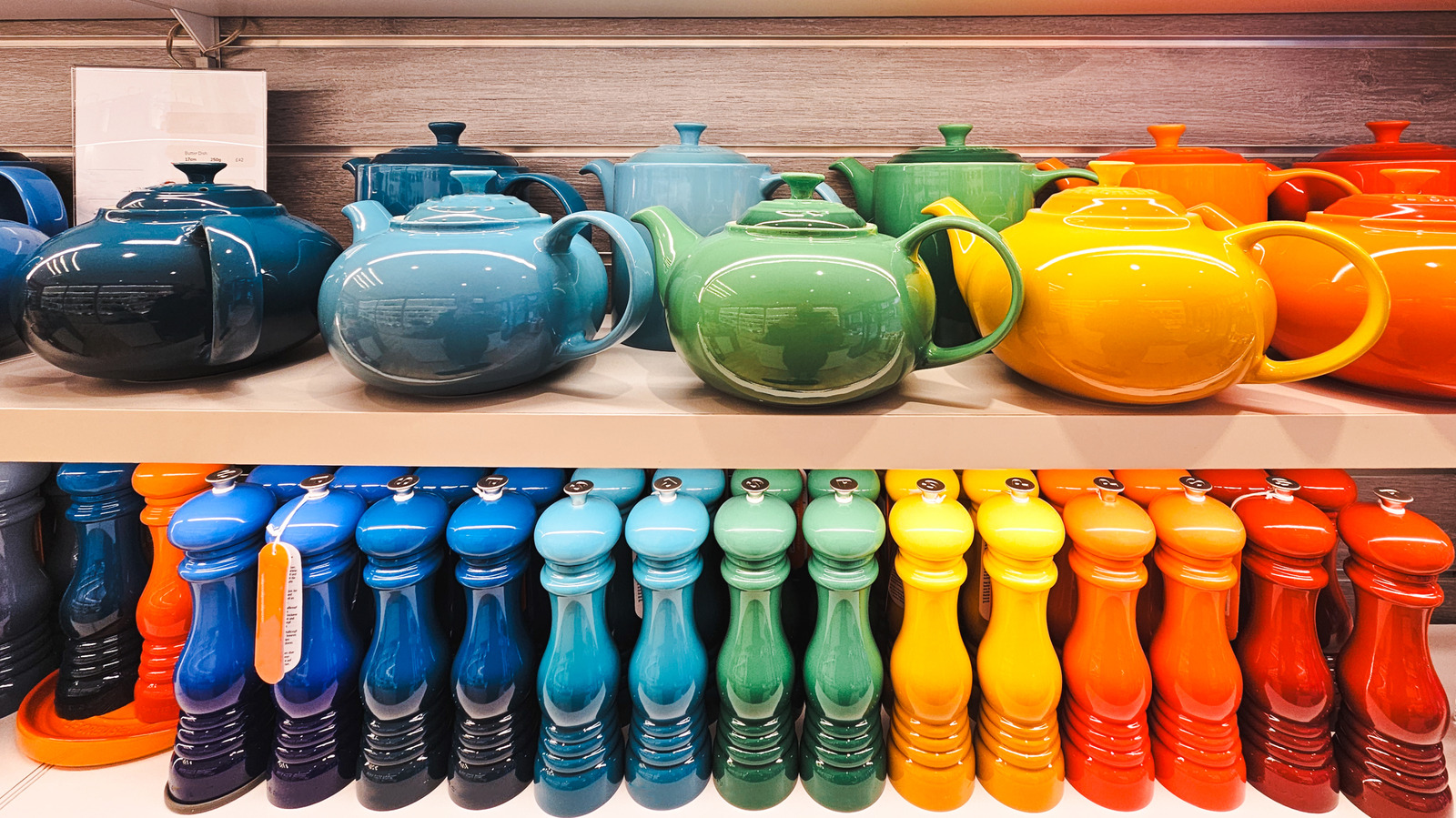 13 Rare Le Creuset Colors To Look For At Thrift Stores - AOL