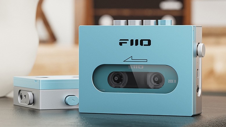 Walmart's $87 Retro-Inspired Bluetooth Record Player Is the
