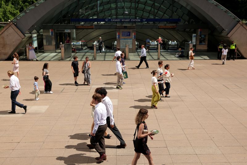 UK financial firms intensify staff scrutiny ahead of misconduct regime