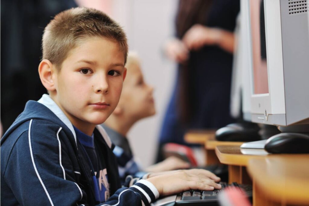 Parent Challenges Elementary School Over Recurring Technology Replacement Fee