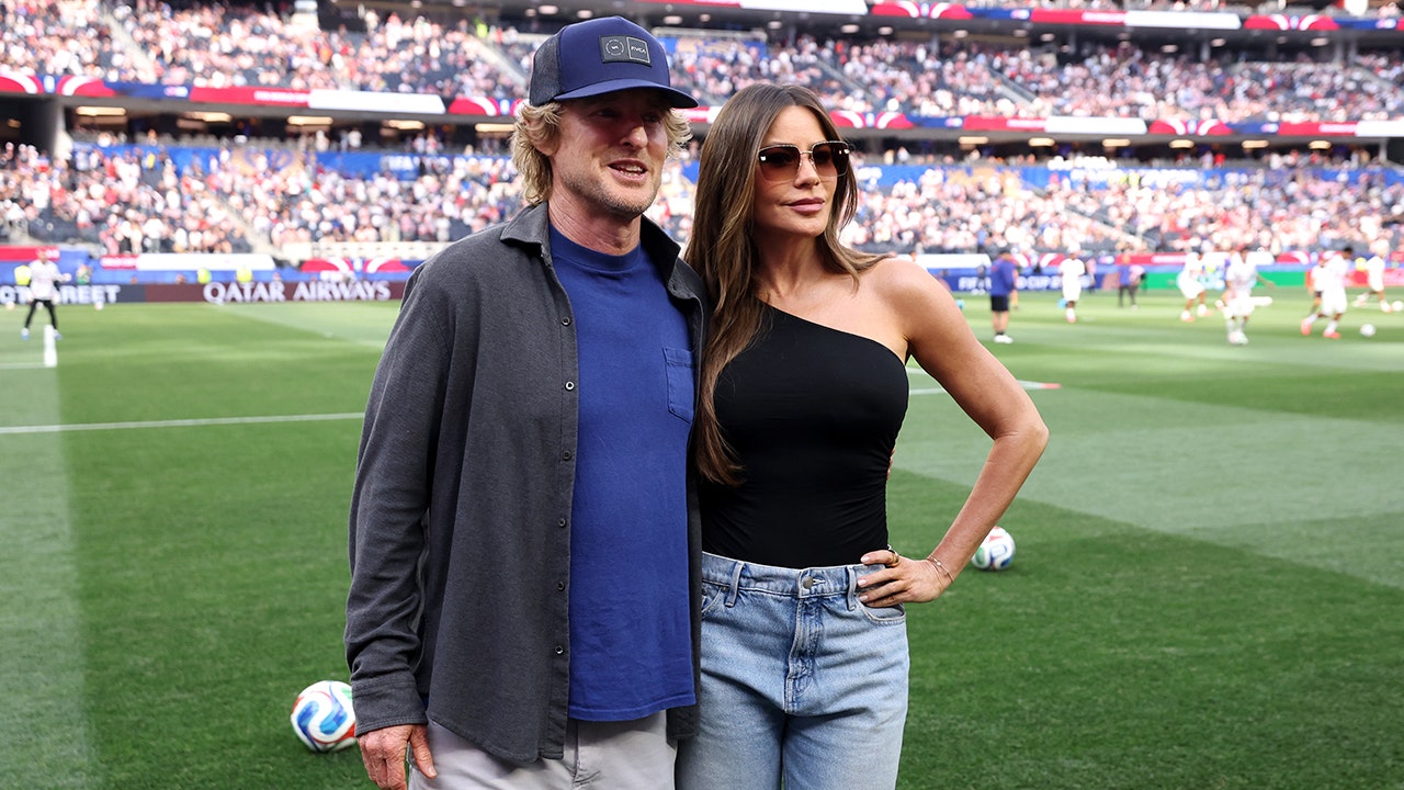 Owen Wilson and Sofia Vergara at the 2026 FIFA World Cup match in Los Angeles.