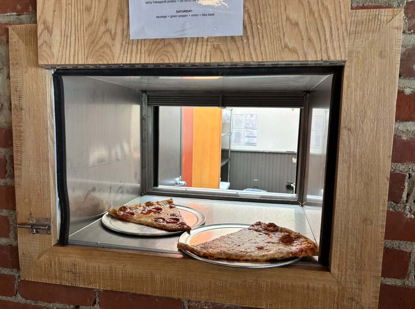Louisville pizza joint serves up nostalgia with Slice of the Day ...
