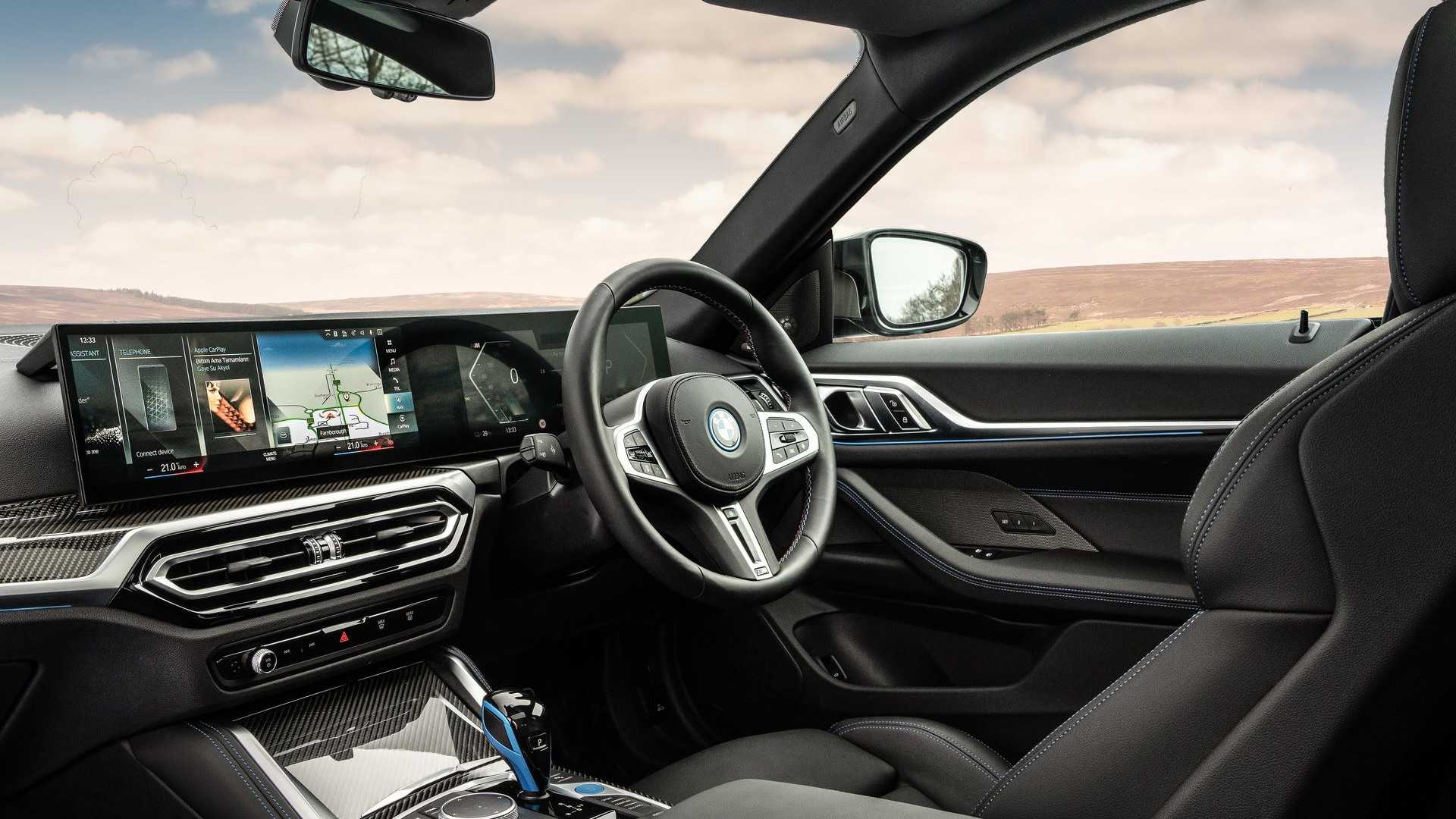 2022 BMW i4 (3)