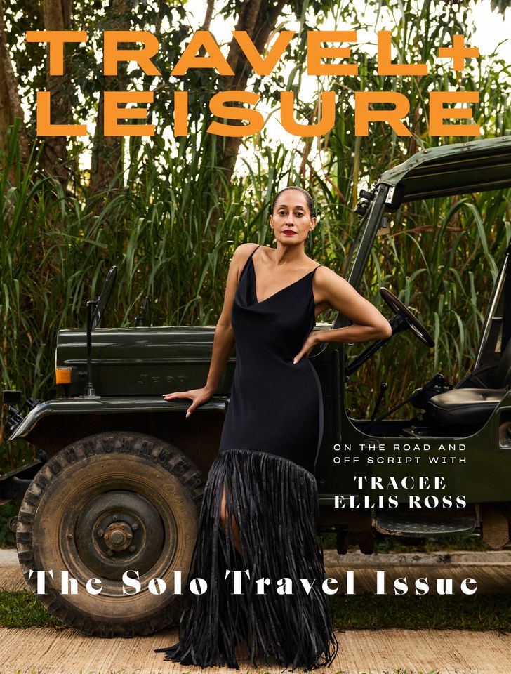 Tracee Ellis Ross para 'Travel + Leisure's Solo Travel IssueCrédito: Matt Sayles / The Roku Channel