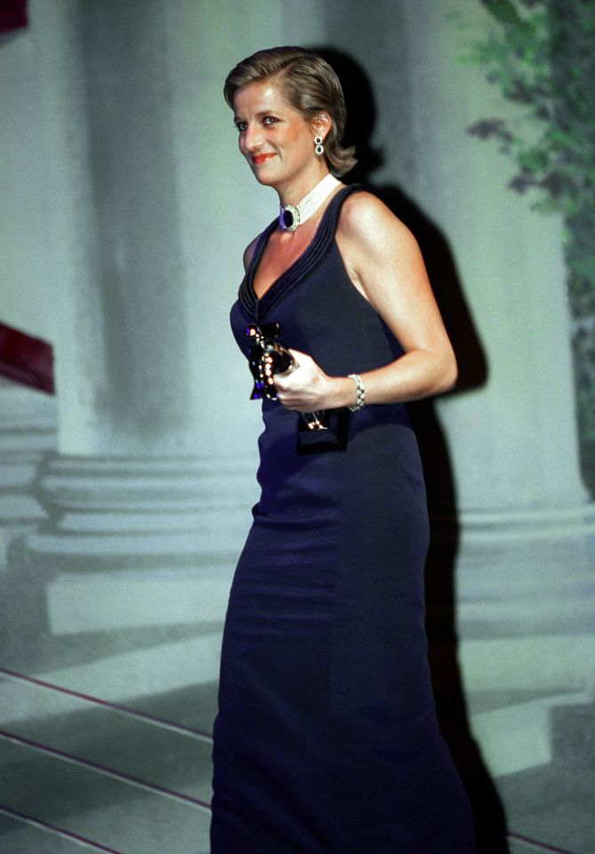 lady diana revenge dress Off-the-shoulder Little Black Princess Black Dress All About Princess Diana's Infamous