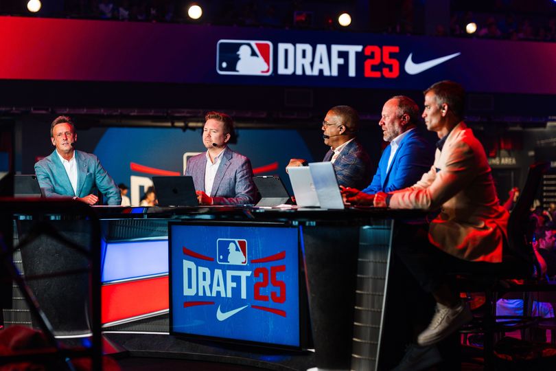 Kiley Stephens ESPN fires second huge name in matter of hours after 33-year stint - AOL