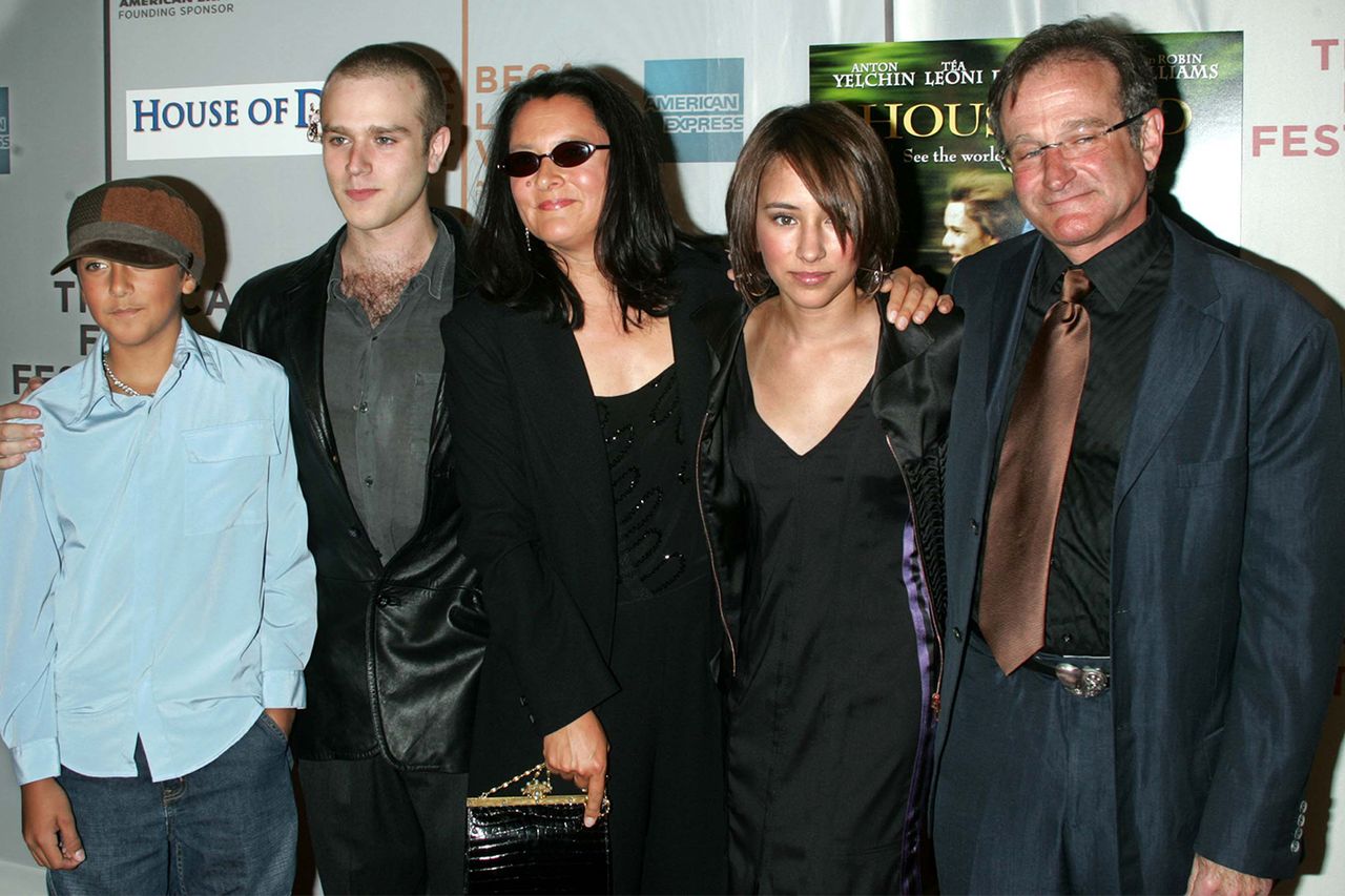 Robin Williams, filha Zelda, esposa Marcia, filho Cody e filho Zac no 3º Festival Anual de Cinema de Tribeca. Crédito: Jim Spellman/WireImage