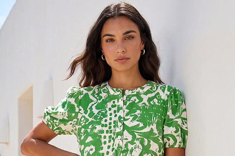 Uncover the Ultimate Summer Dress: Style, Comfort, and Great Discounts Await!