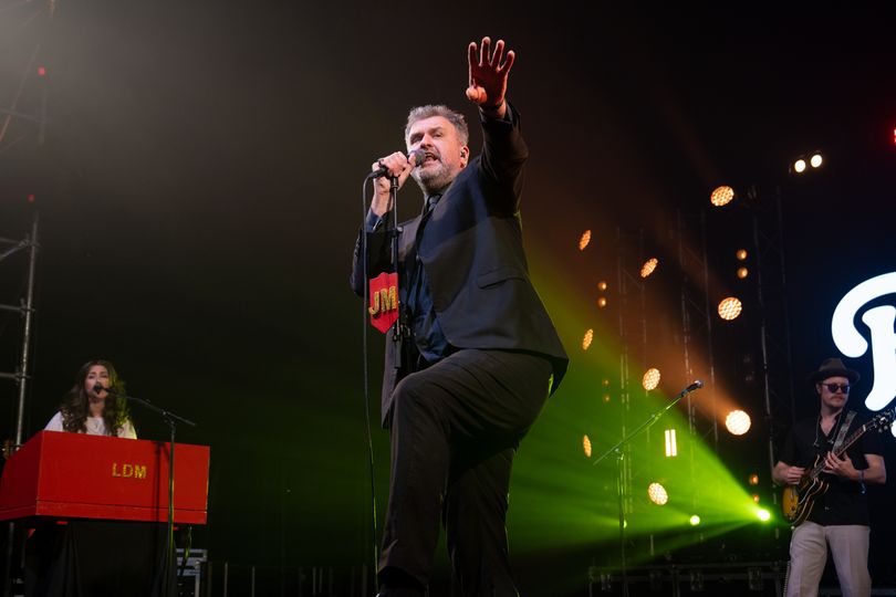 Indie Music Legend Vows to Perform Despite Hospitalization: A Story of Resilience