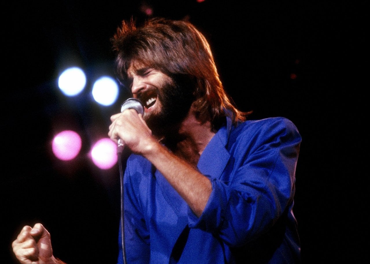 Kenny Loggins. - 