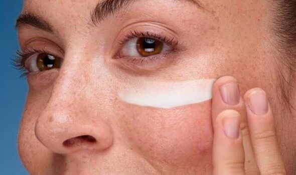Discover the Secret to Youthful Eyes: CeraVe's Game-Changing Eye Cream