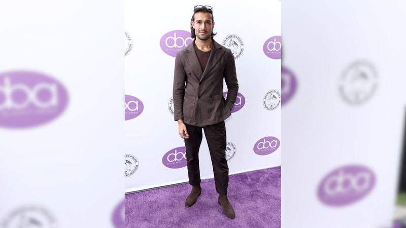 Sam Asghari disse que tem estado ocupado em sua vida para acompanhar Britney Spears ultimamente.MEGA