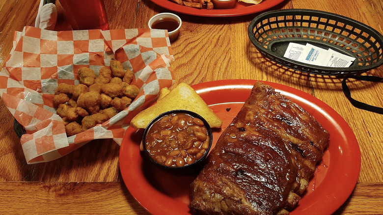 Missouri's Hidden Gem City Offers Parks, Food, and Fun