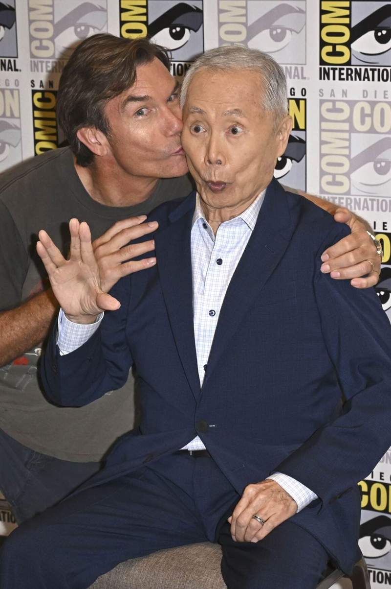 Jerry O’Connell and George Takei at the photocall for the ‘Star Trek 60th Anniversary Celebration’ at San Diego Comic-Con International 2026 at the Hilton Bayfront Hotel on July 25, 2026. Credit: Dave Starbuck/Future Image/Cover Images