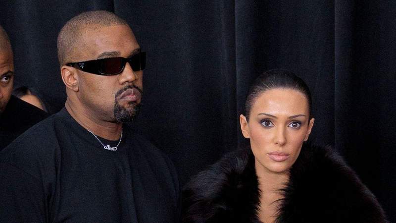 Kanye West's Wife Bianca Censori Recreates Nude Grammys Stunt with ...