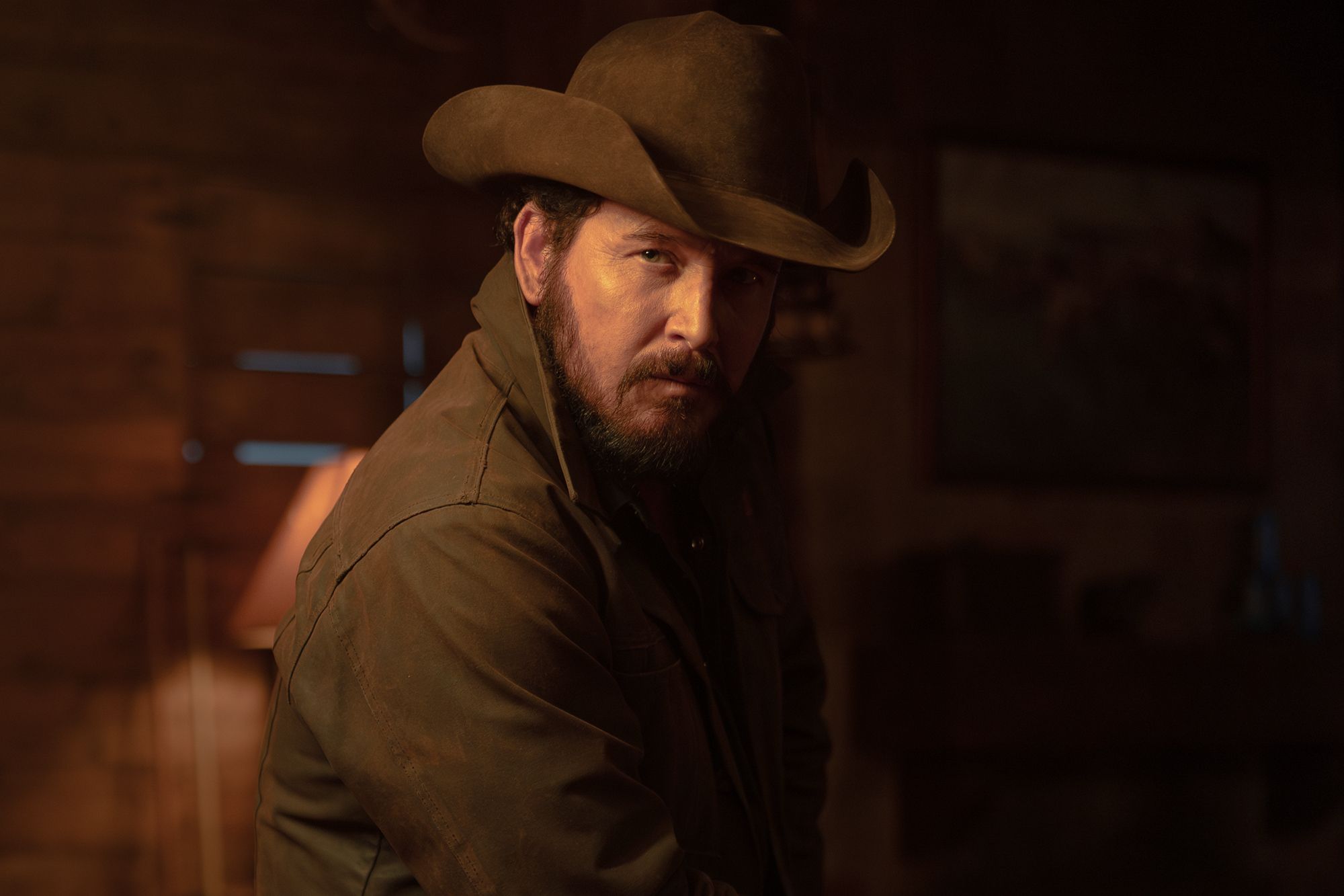 Cole Hauser calls hiring new “Dutton Ranch” showrunner for season 2 a 'really nice next step' - AOL