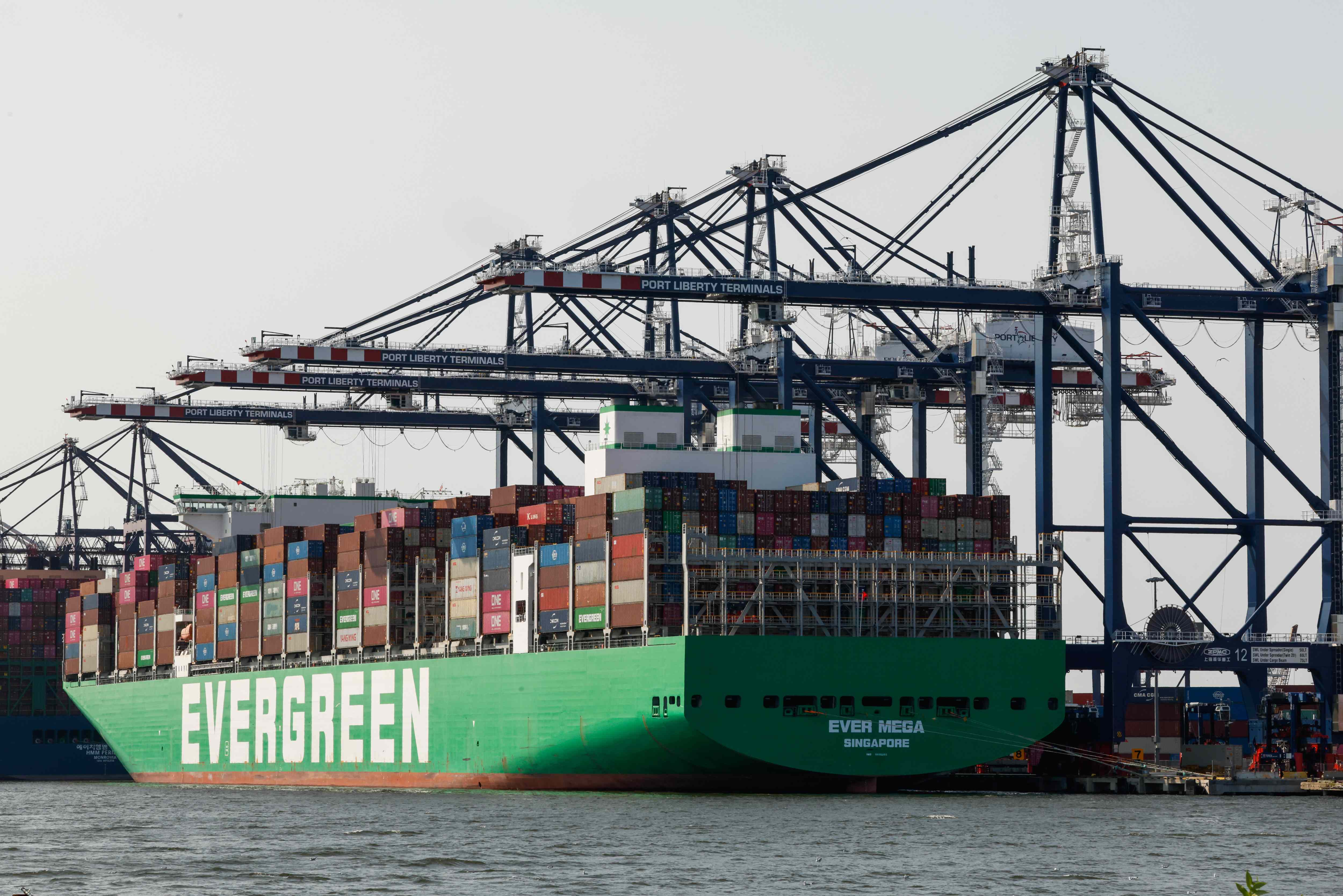 Economy Grew At Unexpectedly Slow Rate In Second Quarter