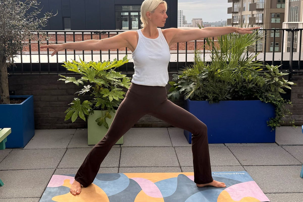 Everything at Alo Yoga Is 30% off Right Now—and It Rarely Happens