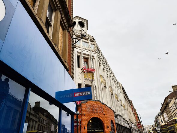 UK high street giant to close 132 shops - 600 jobs cut from September