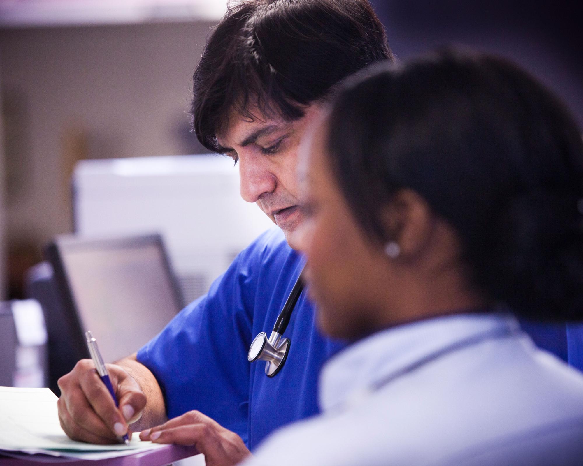 Medical colleges condemn scrapping of NHS placements for overseas doctors