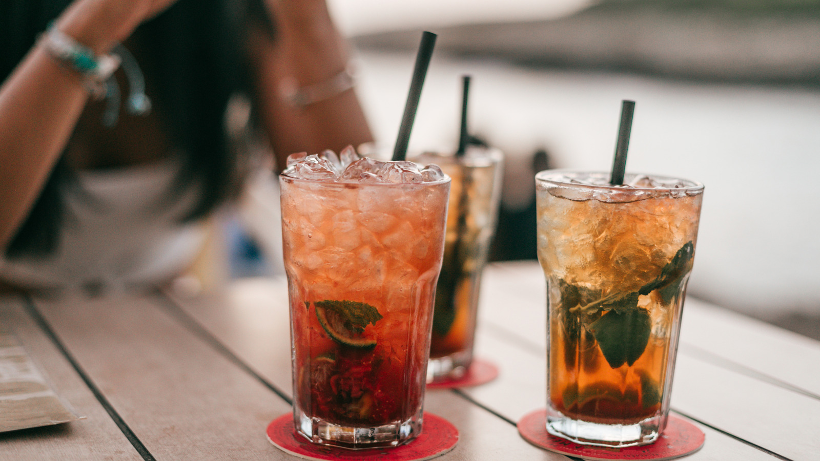Why It's A Terrible Idea To Drink Alcohol During A Heat Wave